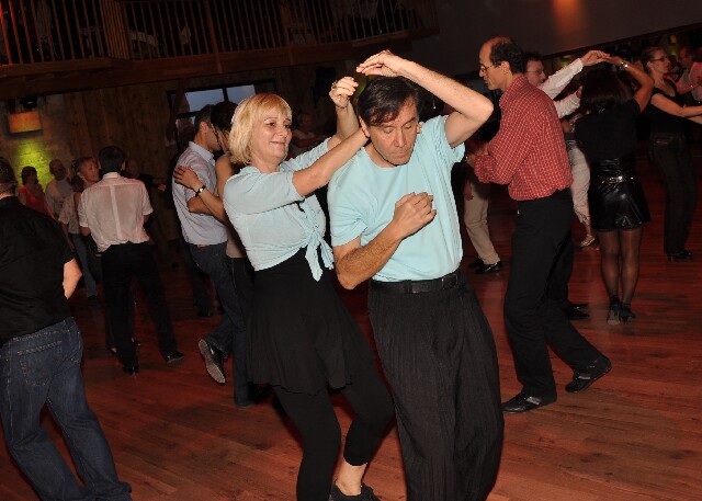 min 2009 11 29 station danse 166